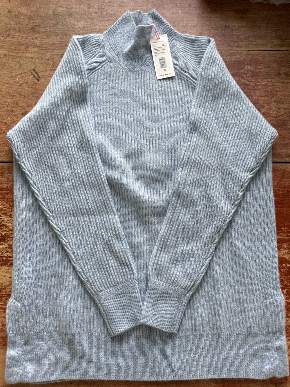 Vineyard Vines NWT 100% Cashmere sweater light blue XS